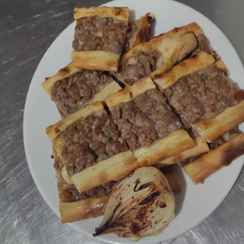 Kuşbaşılı Pide